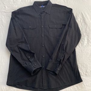 Men’s Kenneth Cole Reaction L Black/white pin striped button down dress shirt